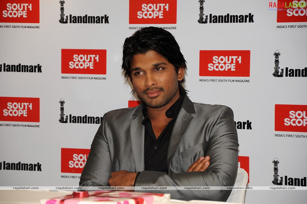 Allu Arjun at Landmark for South Scope Promotional Event