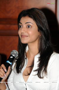 Kajal launches Hyderabad Designer Week 2010 Website