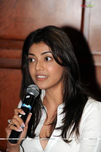 Kajal launches Hyderabad Designer Week 2010 Website