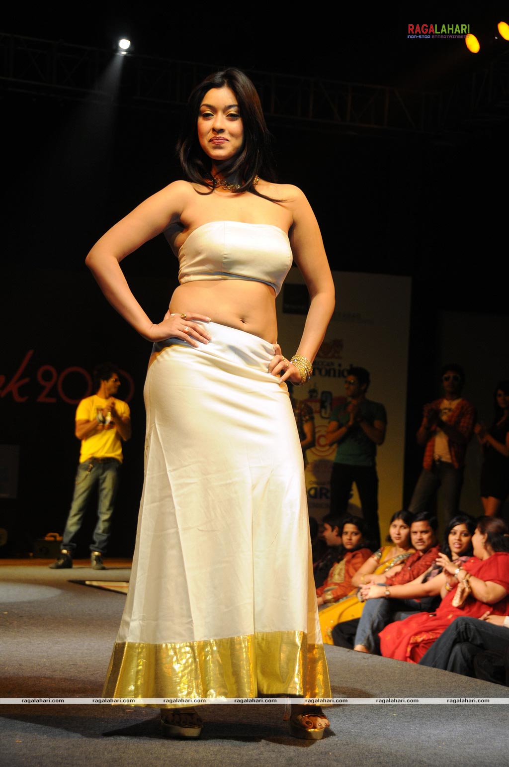 Hyderabad Designer Week 2010 Fashion Show