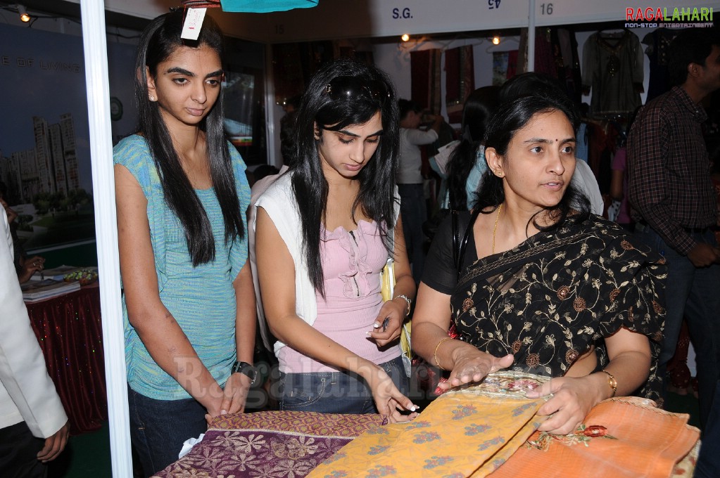 Navneet Kaur Inagurates Hyderabad Style of Fair Exhibition n Sale at Taj Krishna