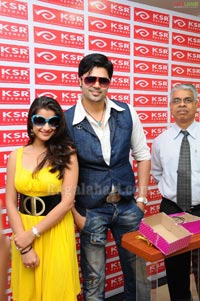 Madhurima , Ganesh Raghavan at KSR Opticals