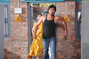 Allari Naresh, Manjari Fadnis