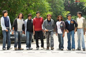 Sardar Patel, Suresh, Mahesh, Vinod, Vivek, Praveen, Dinesh, Gautam, Mounisha, Likitha