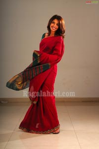 Richa Gangopadhyay Photo Gallery
