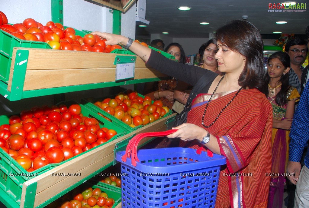 Amala Launches Genera Fresh Stores, Hyd