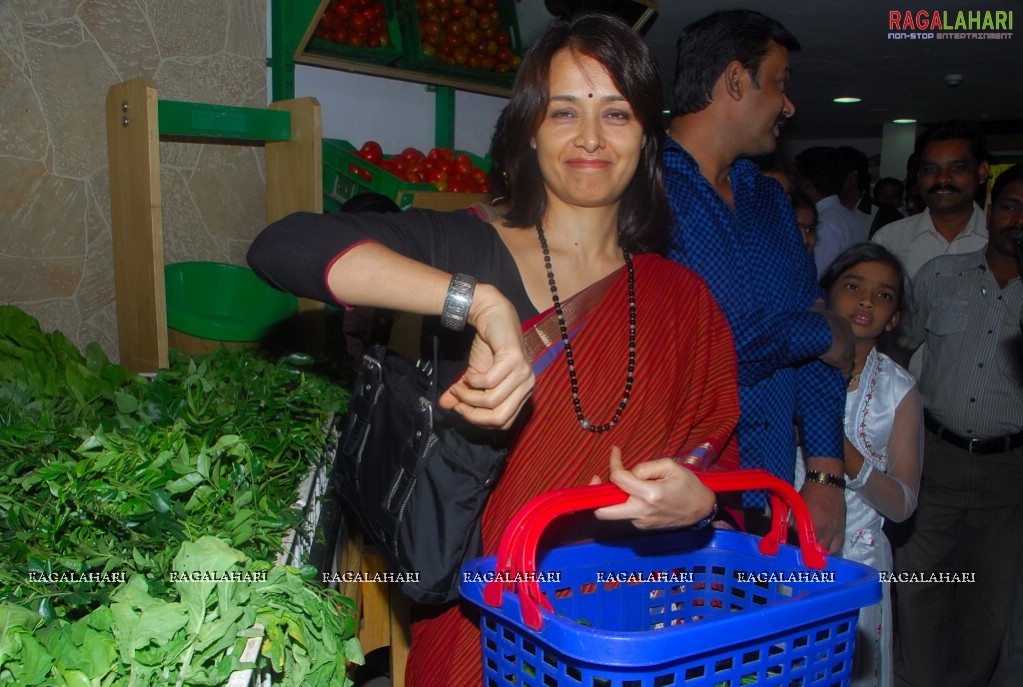 Amala Launches Genera Fresh Stores, Hyd