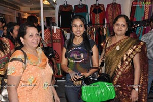 Mayuri Launches Desire Exibition