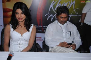 Priyanka Chopra and Vishal Bharadwaj Press Meet On 7Khoon Maaf at Cinemax