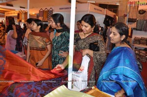 Vitika Launches Exhibition at Satya Sai Nigamagamam