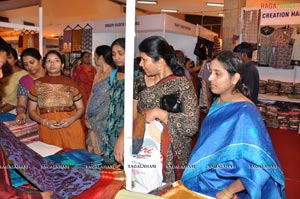 Vitika Launches Exhibition at Satya Sai Nigamagamam