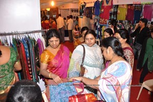 Vitika Launches Exhibition at Satya Sai Nigamagamam