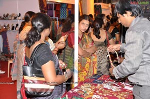 Vitika Launches Exhibition at Satya Sai Nigamagamam