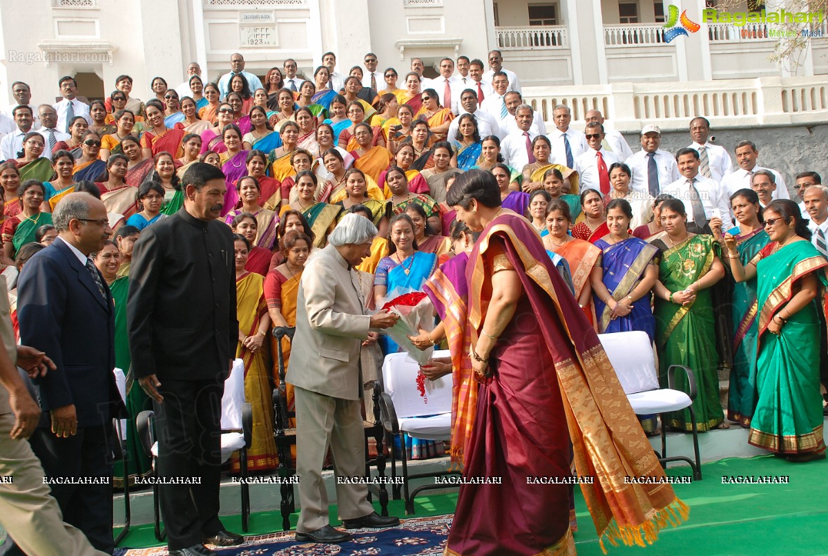 Abdul Kalam visits Hyderabad Public School, Begumpet