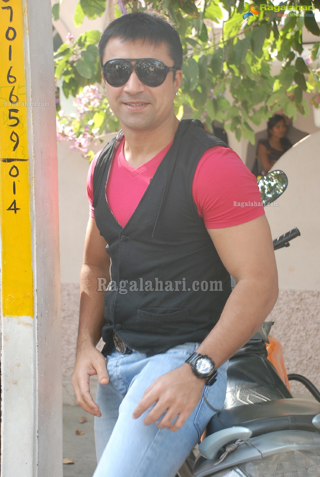 Ajaz Khan at Chash of India