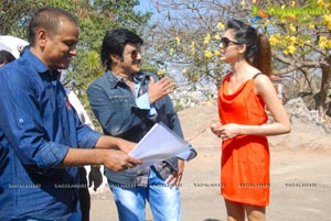 Balakrishna-Parvathi Melton-Eesha Chawla Film Muhurat