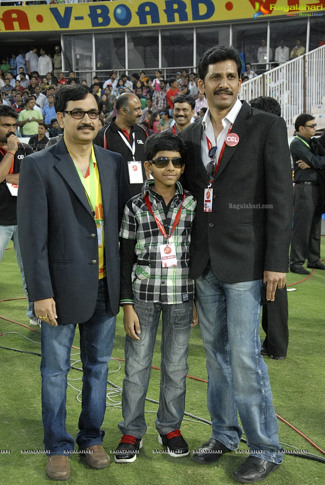 Celebrity Cricket League 2012 Finals (Set 1)