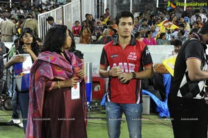 Chennai Rhinos-Karnataka Bulldozers Celebrity Cricket League Final Match