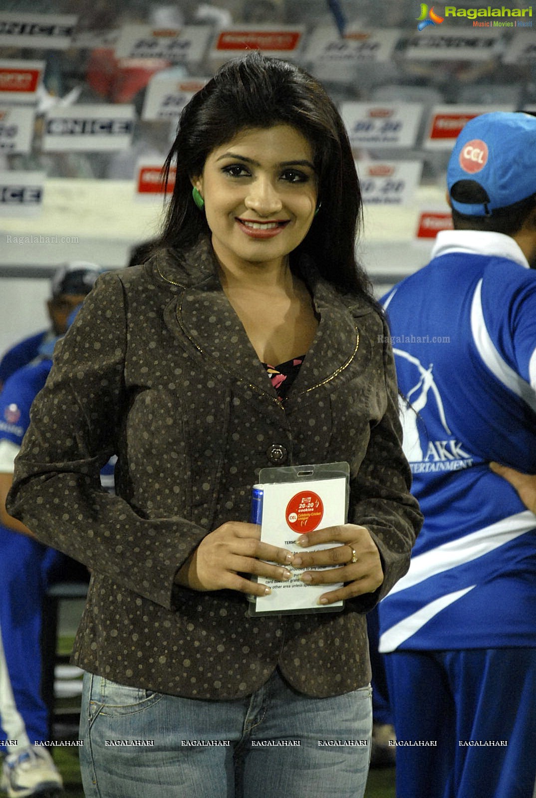 Celebrity Cricket League 2012 Finals (Set 1)