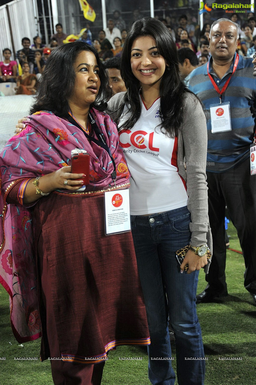 Celebrity Cricket League 2012 Finals (Set 1)