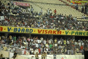 Chennai Rhinos-Karnataka Bulldozers Celebrity Cricket League Final Match