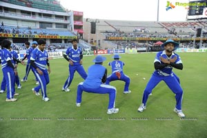 Chennai Rhinos-Karnataka Bulldozers Celebrity Cricket League Final Match