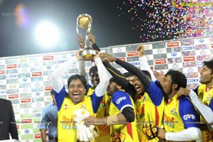 Chennai Rhinos won on Karnataka Bulldozers in Finals