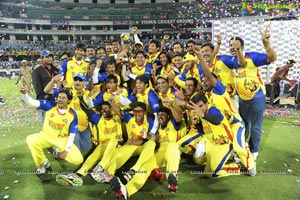 Chennai Rhinos won on Karnataka Bulldozers in Finals