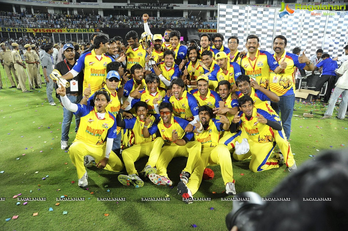 Celebrity Cricket League 2012 - Chennai Rhinos Celebrations