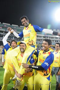 Chennai Rhinos-Karnataka Bulldozers Final Match