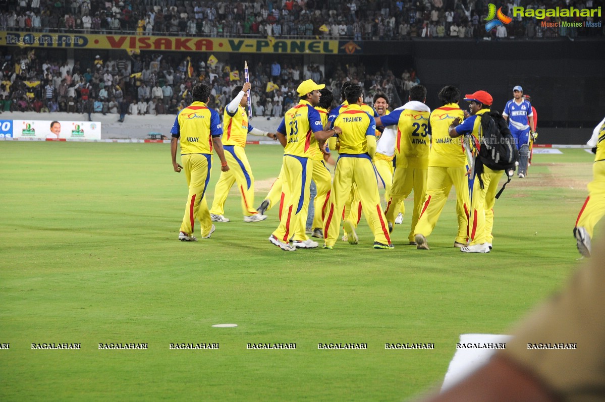 Chennai Warriors won on Karnataka Bulldozers