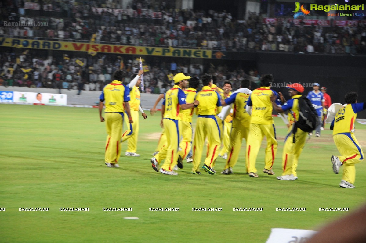 Chennai Warriors won on Karnataka Bulldozers