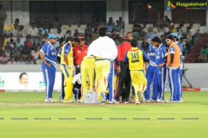 Chennai Rhinos-Karnataka Bulldozers Final Match