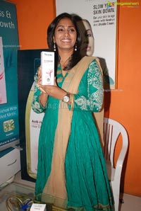 Jhansi Launches Himalaya Speciality Hair Products