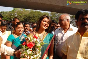 Kajal Launches The Chennai Shopping Mall at Mehdipatnam