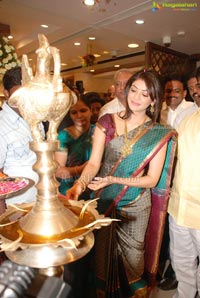 Kajal Launches The Chennai Shopping Mall at Mehdipatnam