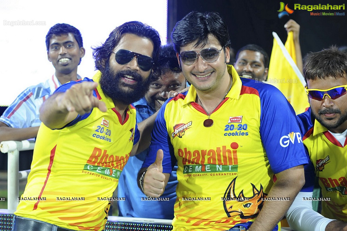 CCL 2012 Semi Finals: Telugu Warriors Vs Chennai Rhinos