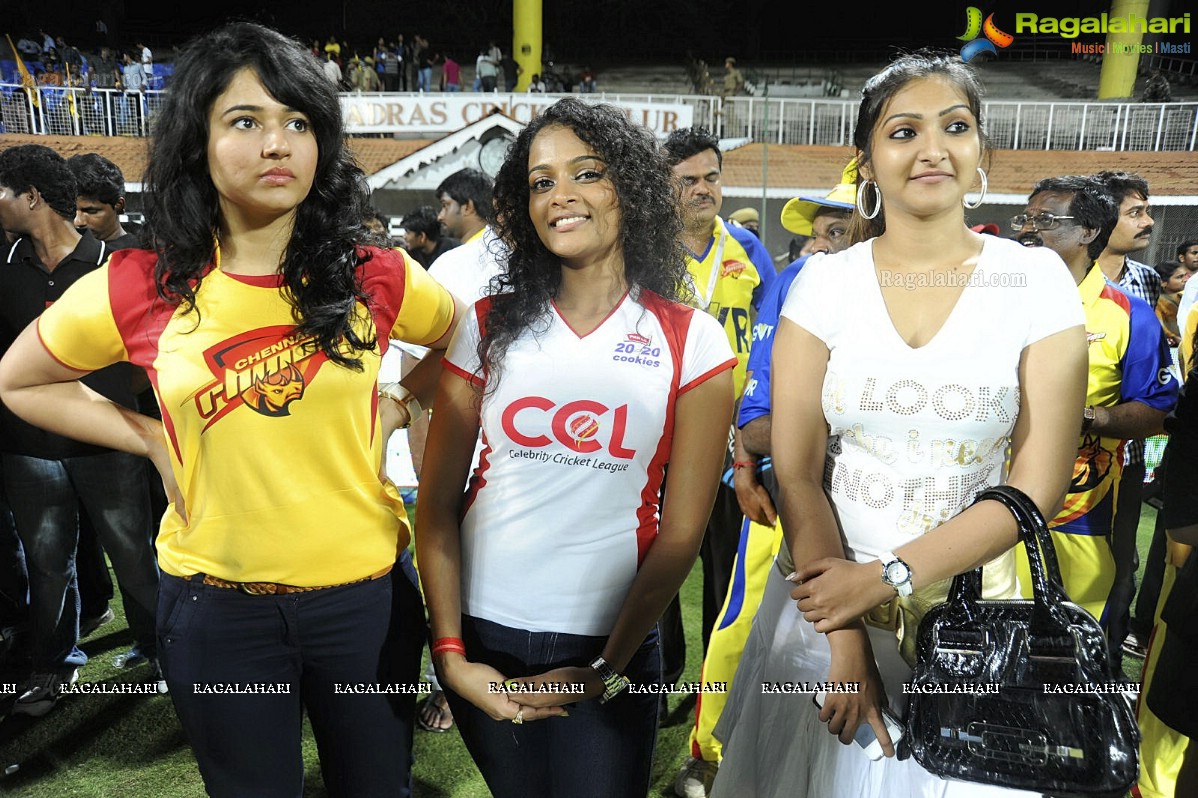 CCL 2012 Semi Finals: Telugu Warriors Vs Chennai Rhinos