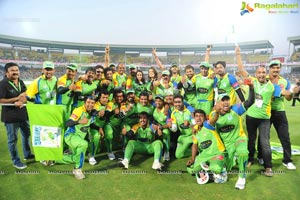 Kerala Strikers-Bengal Tigers Celebrity Cricket League Match at Visakhapatnam