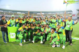 Kerala Strikers-Bengal Tigers Celebrity Cricket League Match at Visakhapatnam