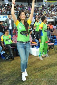 Kerala Strikers-Bengal Tigers Celebrity Cricket League Match at Visakhapatnam