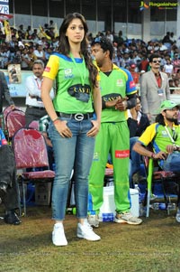 Kerala Strikers-Bengal Tigers Celebrity Cricket League Match at Visakhapatnam