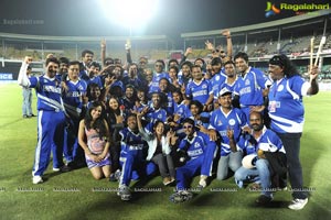Kerala Strikers-Karnataka Bulldozers Celebrity Cricket League Match at Visakhapatnam