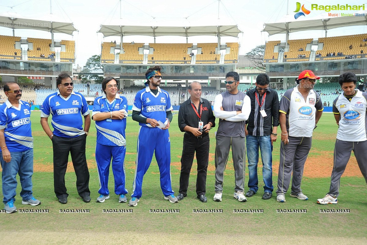 CCL 2012 Semi Finals: Mumbai Heroes Vs Karnataka Bulldozers