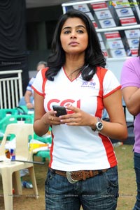 Mumbai Heroes-Karnataka Bulldozers Semi Final Celebrity Cricket Match at Chennai