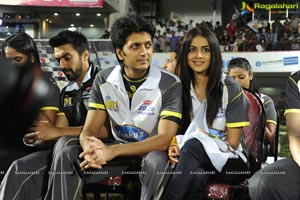 Bengal Tigers-Mumbai Indians Celebrity Cricket League Match at Visakhapatnam