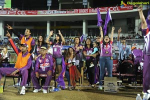 Bengal Tigers-Mumbai Indians Celebrity Cricket League Match at Visakhapatnam