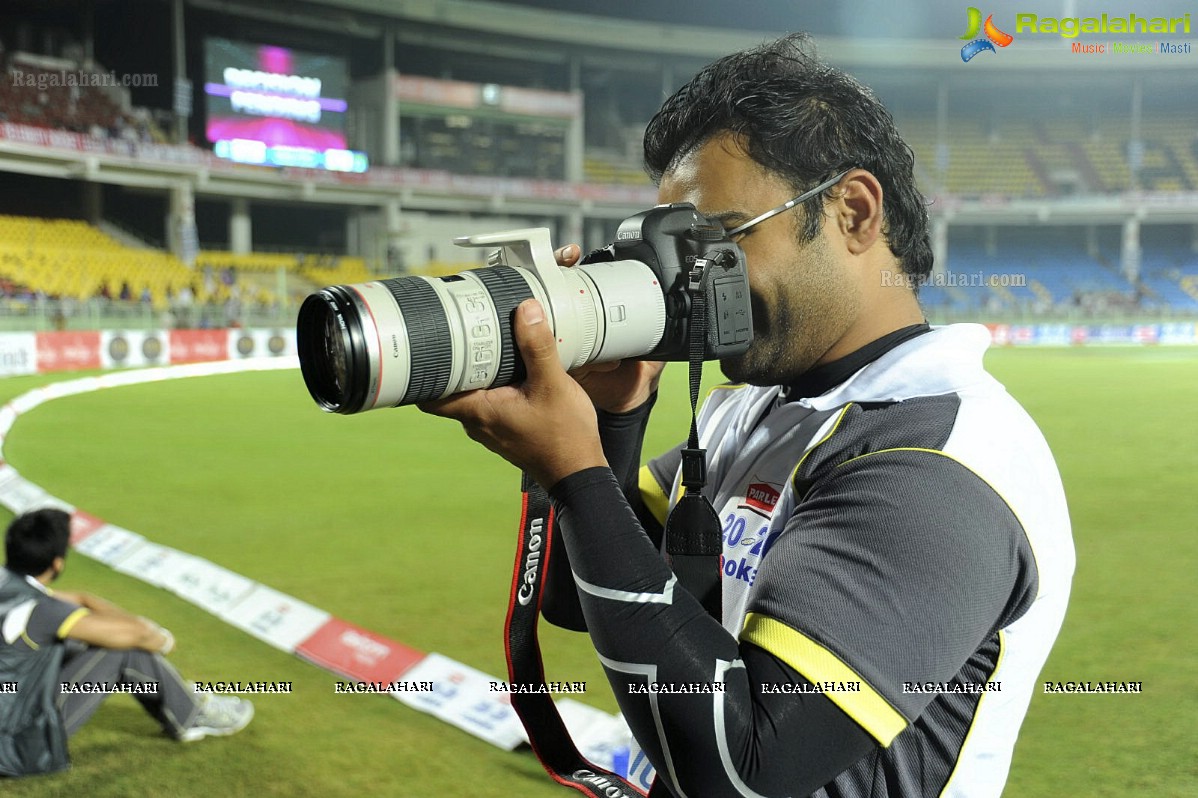 CCL 2012: Mumbai Indians Vs Bengal Tigers