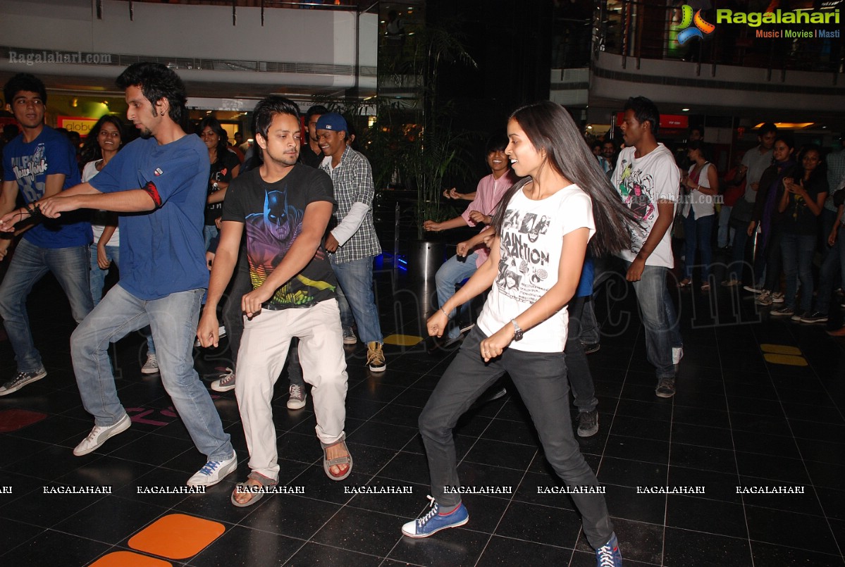 NIFT Spectrum 2012 Flash Mob at City Center