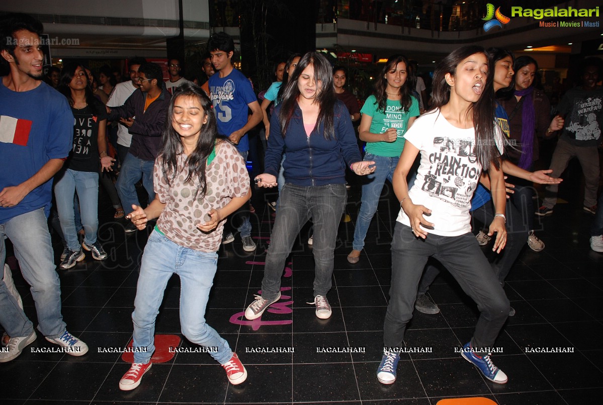 NIFT Spectrum 2012 Flash Mob at City Center